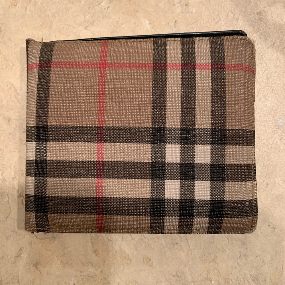 ‼️Sold‼️Burberry wallet